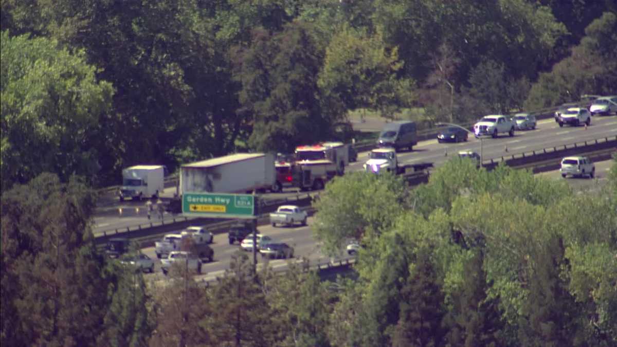Big rig fire causes backup on I-5 in Sacramento