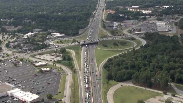 Greenville County: I-385 injury crash stalls evening commute - Vimarsana News