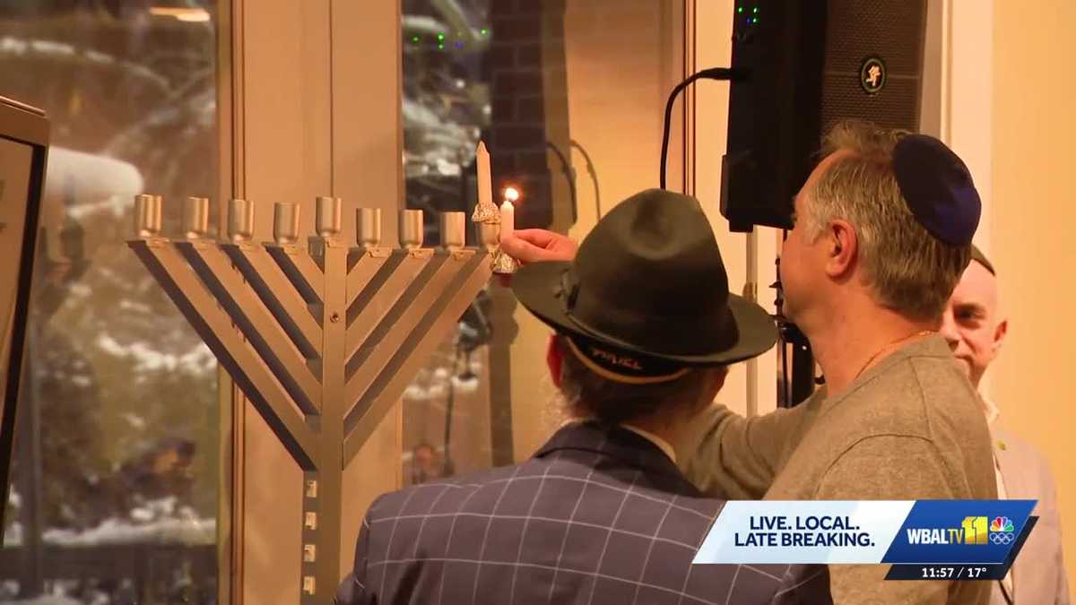 Baltimore Jews stand in solidarity with Sydney at Hanukkah
