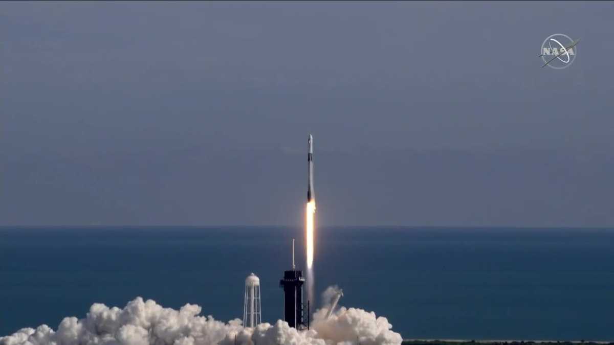 LIVE SpaceX set to launch resupply mission to space station