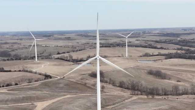 Southwest Iowa residents push for restrictions on building wind turbines - Vimarsana News