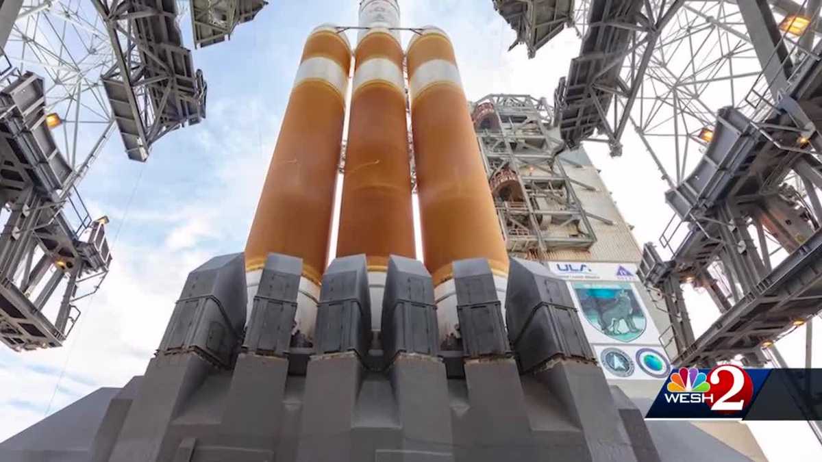 Photo of Delta IV Heavy štartuje z mysu Canaveral