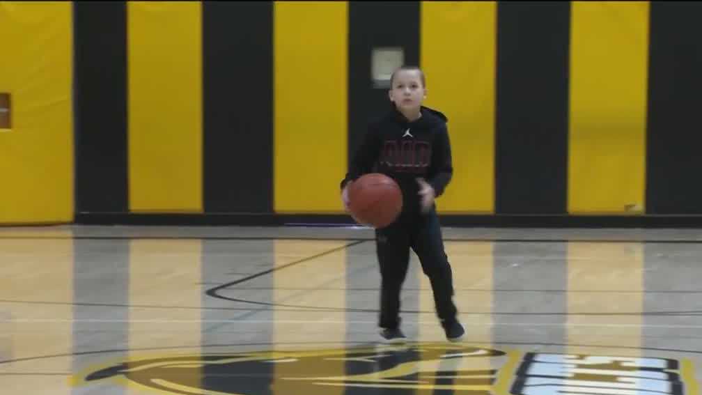 viral-video-9-year-old-makes-buzzer-beater-half-court-shot