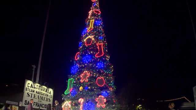 Old Sacramento Christmas Events 2022 How To See Old Sac's 'Theatre Of Lights' For Free This Holiday Season