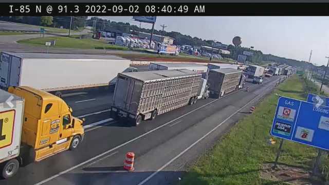 Cherokee County: Crash brings traffic to standstill on I-85 north - Vimarsana News