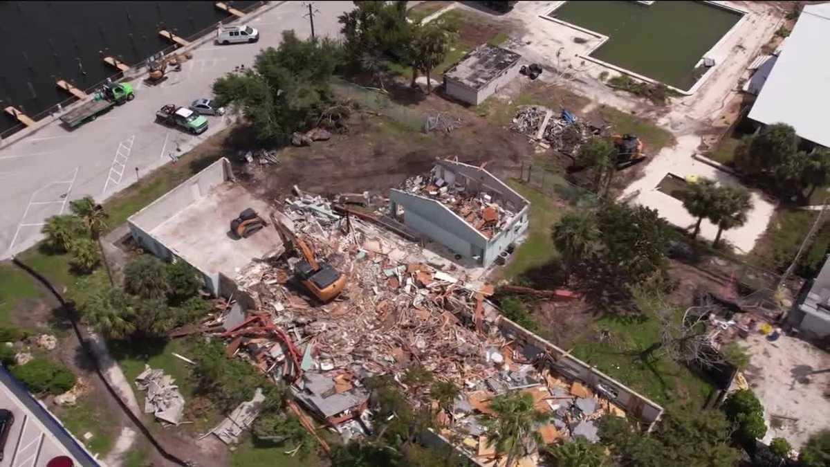 cape coral yacht club demolition