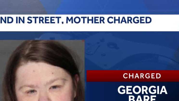 Lebanon woman faces child endangerment charges after her child was found standing alone