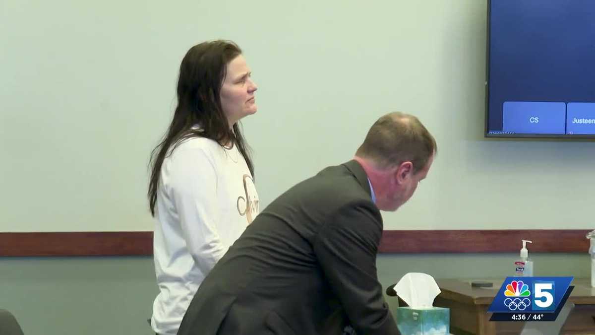 Woman pleads guilty to assaulting pregnant nurse in 2022