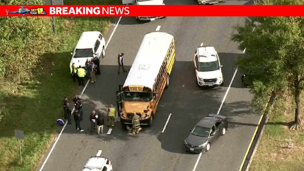 School bus crash in Edgewood leaves 3 injured