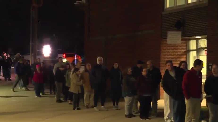 Long lines reported at Maine polls as voters weigh in