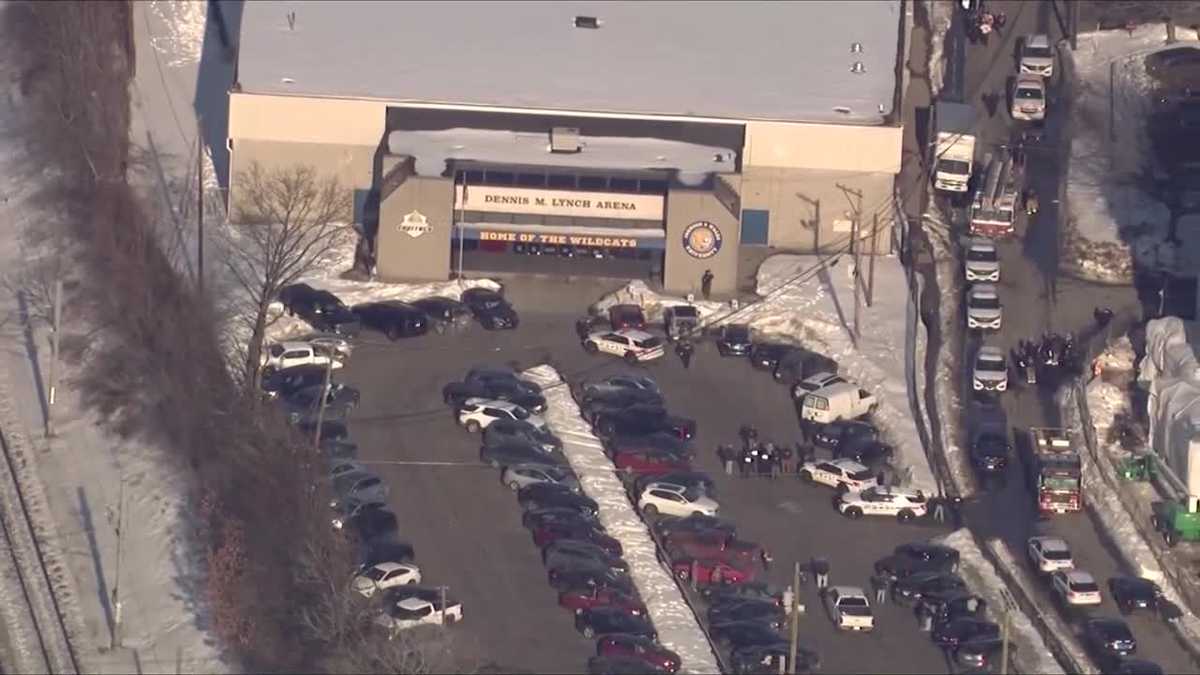 Large police response to reported shooting at Rhode Island skating rink