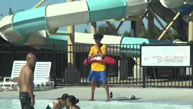 NorCal public pools limit hours due to lifeguard shortage - Vimarsana News