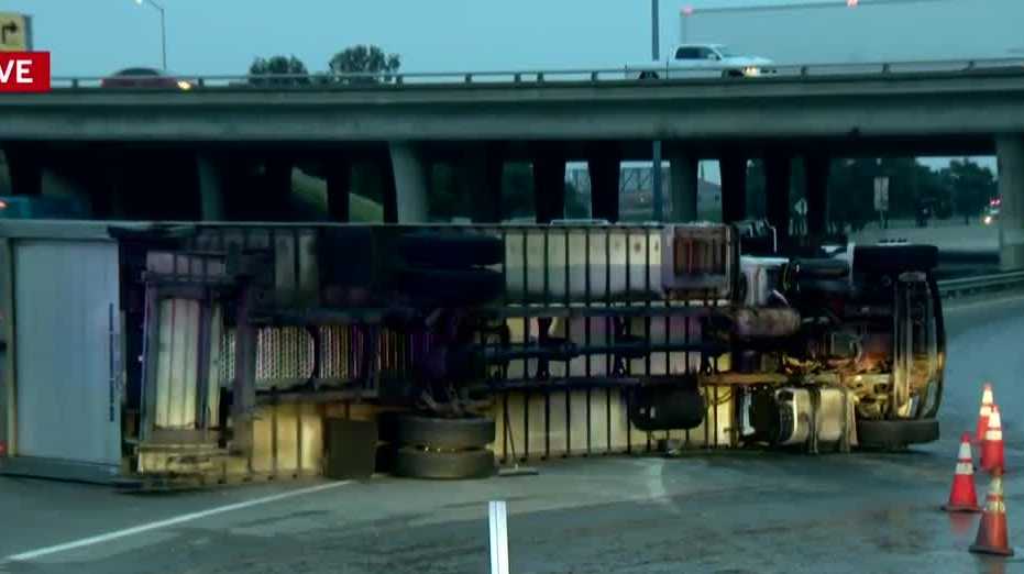 Big rig crash temporarily closed I-80 connector to I-5 in Sacramento
