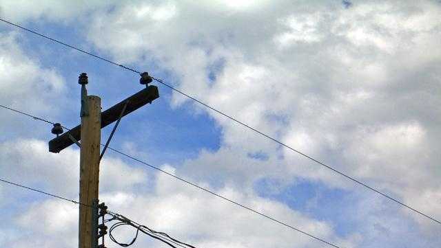 Wires down reported on Snider Road in Mason