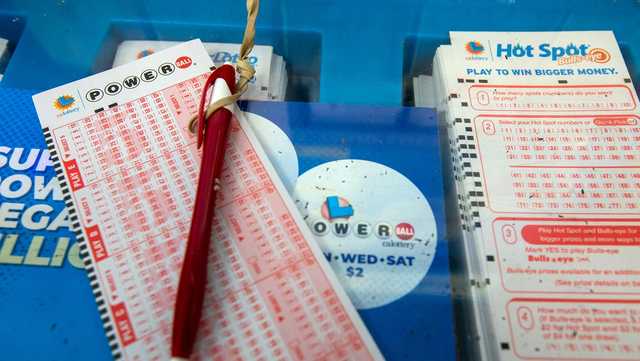 The Powerball jackpot is huge, but here are 3 better ways to increase your wealth - Vimarsana News