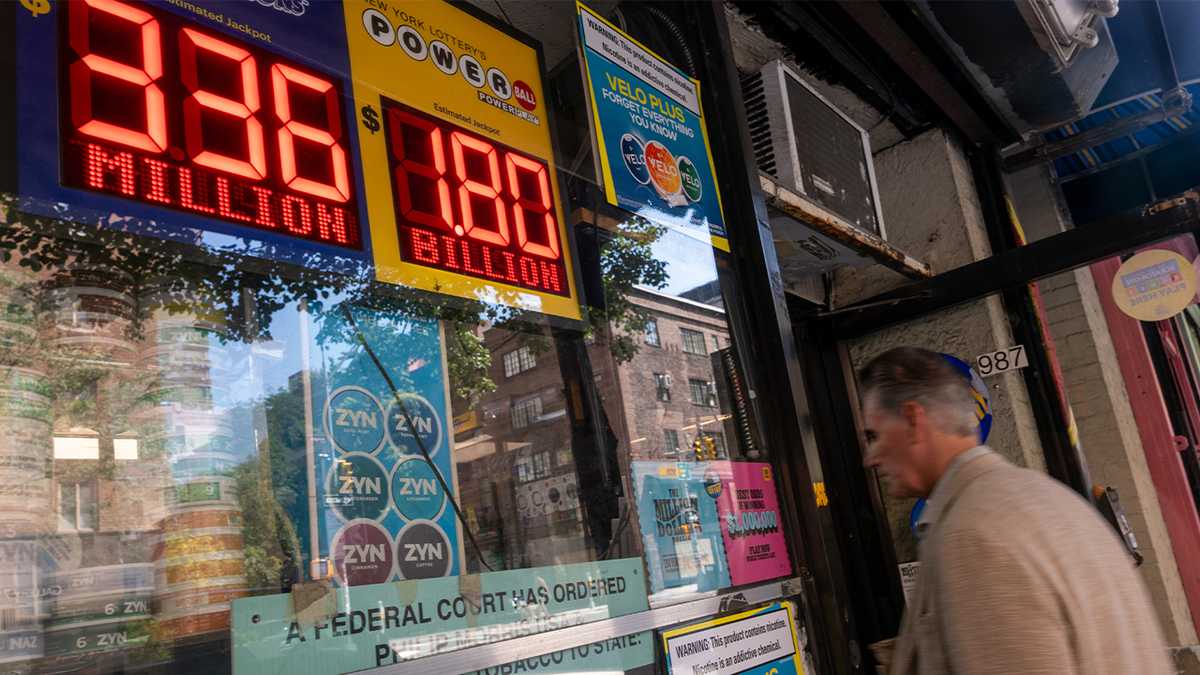 11 winning Powerball tickets worth $50K and $100K sold in Indiana