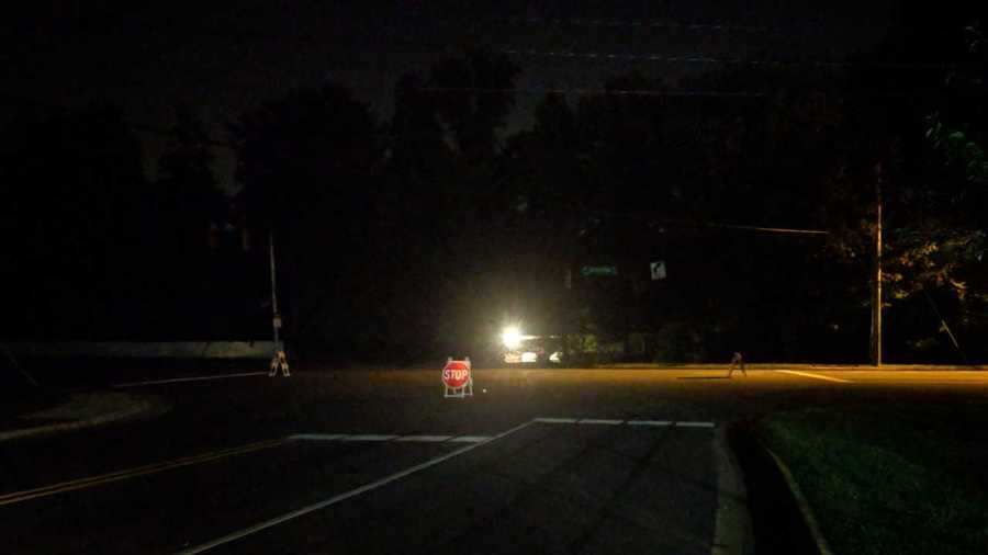 Power outage puts Greensboro intersection in the dark