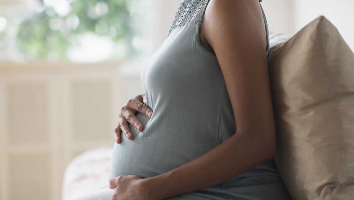 CDC urges pregnant women to get vaccinated against COVID19