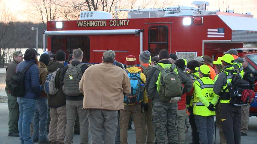 Crews met to discuss their plan of action on Saturday morning, February 15.