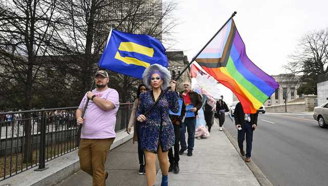 Pride organizers keep eye on drag laws ahead of festivals - Vimarsana News