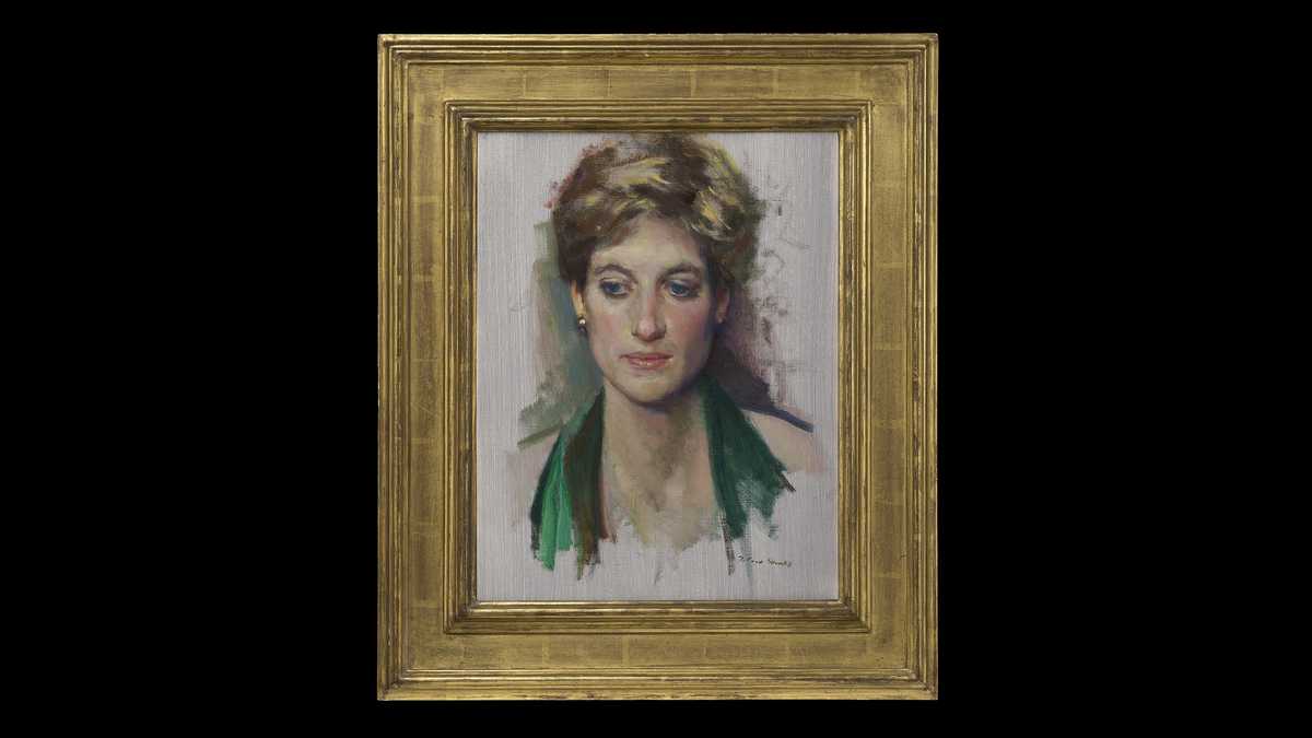 'Extraordinarily rare' Princess Diana portrait goes on display in London
