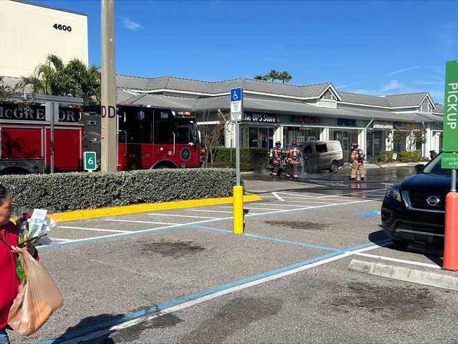 vehicle fire at colonial crossings