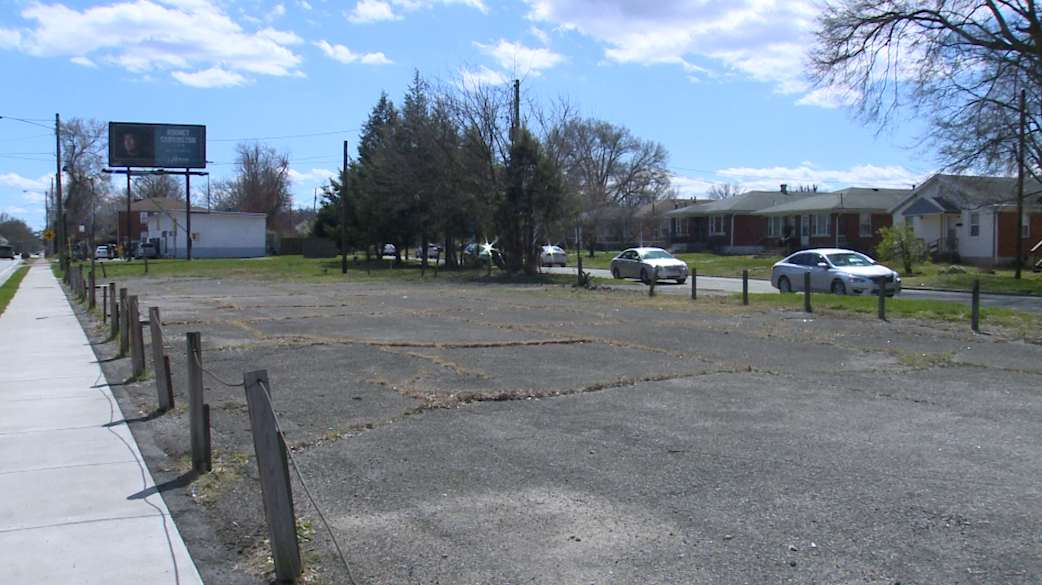 Louisville leaders working with Beechmont community to redevelop