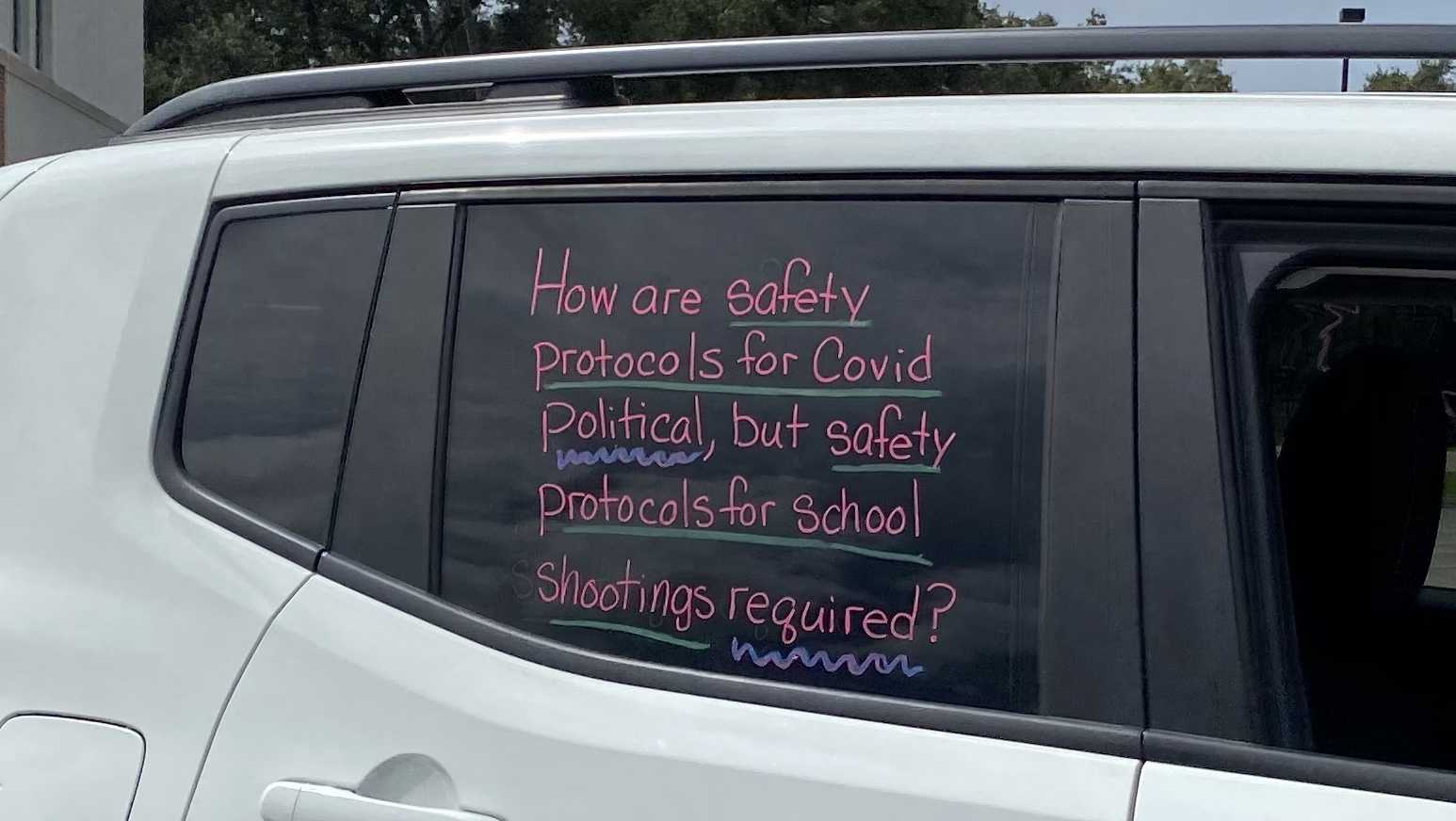 Osceola County organization protests school board, demands changes for safer school year - Vimarsana News