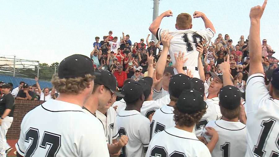 Pleasure Ridge Park wins Region Six championship