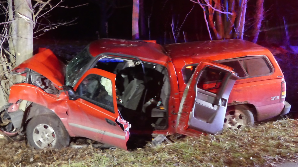 Driver dies in Lawrence County crash
