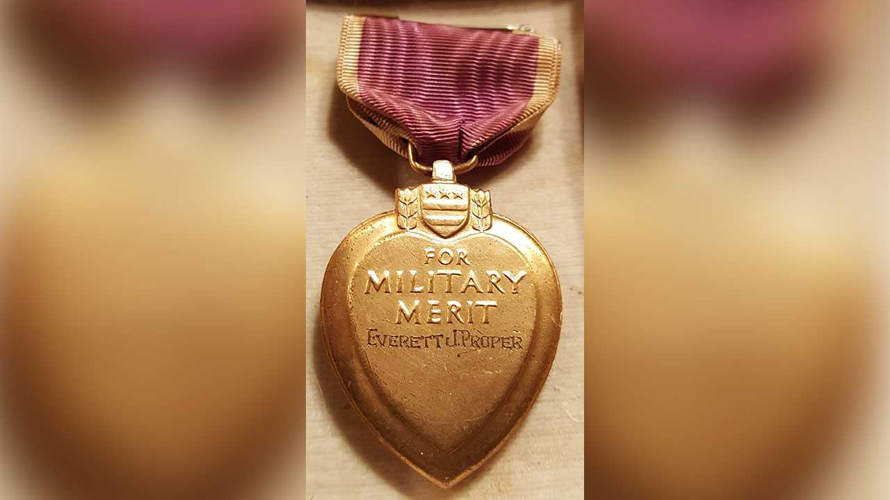 Purple Heart Found In Lee Returned To Family Of World War 1 Veteran