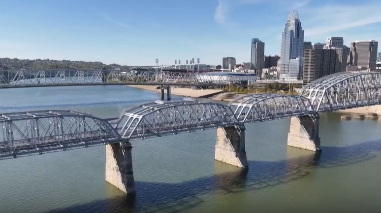 Kentucky lawmakers approve funding for new LED lighting on Purple People Bridge