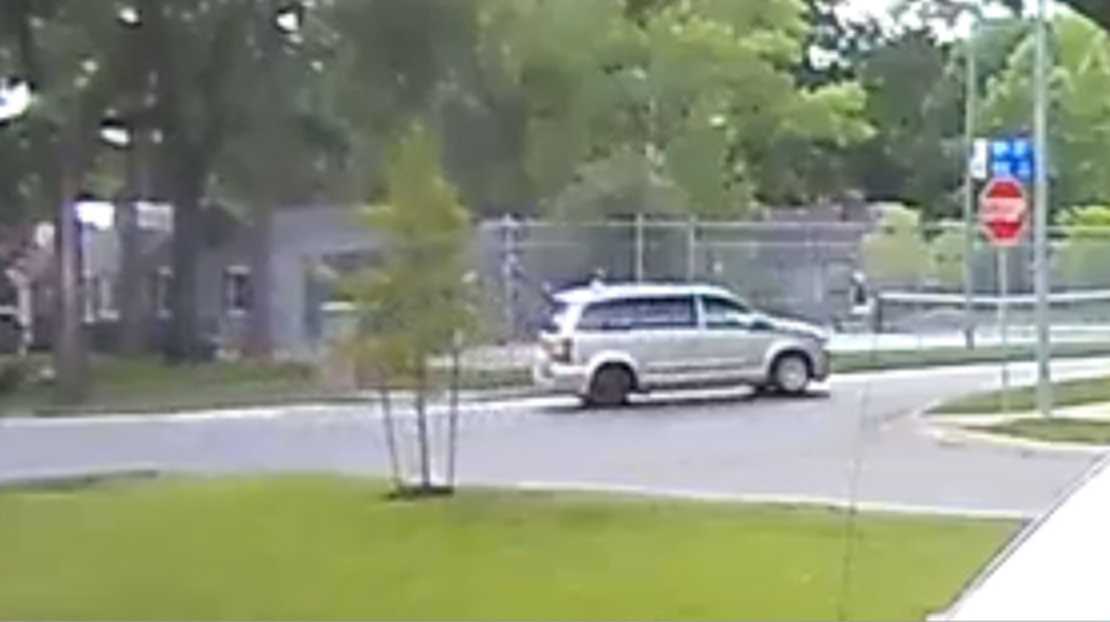 Prairie Village police release picture of suspect vehicle in Sunday ...