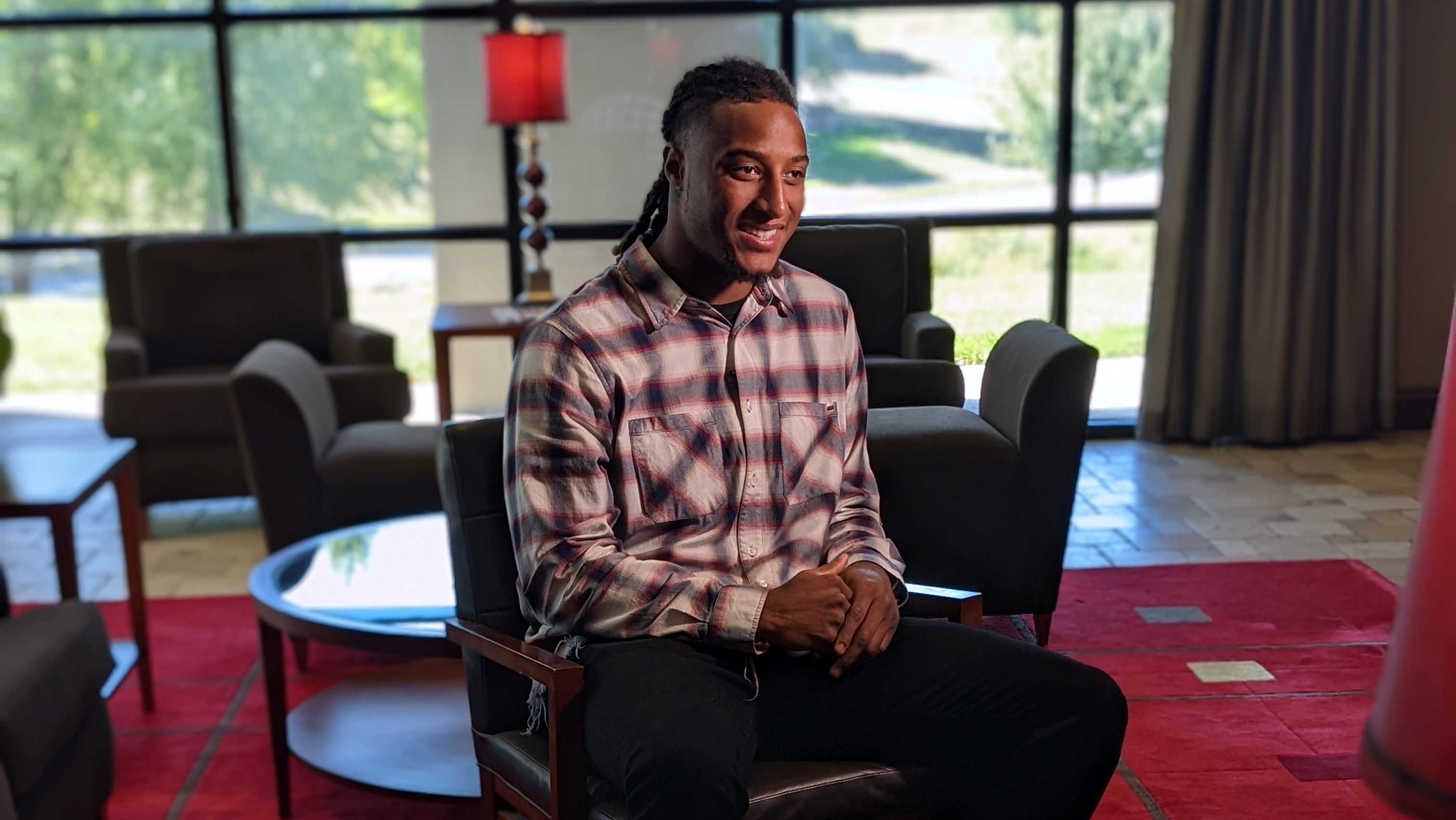 Chiefs safety Justin Reid hosting youth tech camp in Kansas City - Vimarsana News