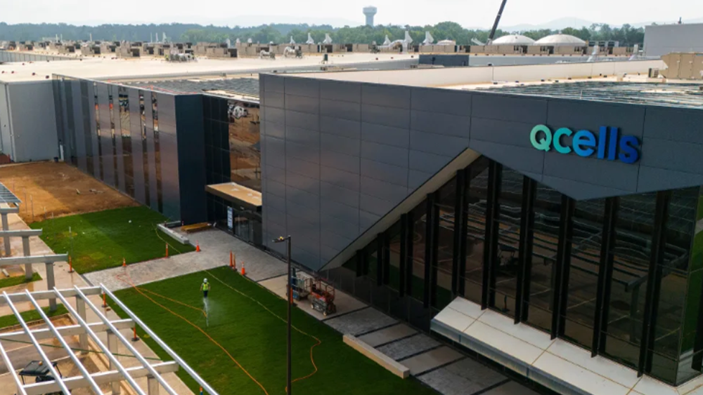 Georgia solar plant cuts pay and hours for 1,000 workers as customs officials seize components