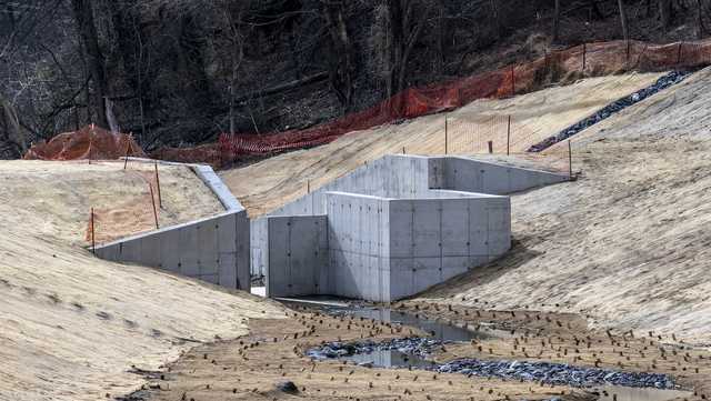Quaker Mill Pond opens as part of Safe and Sound flood plan - Vimarsana News