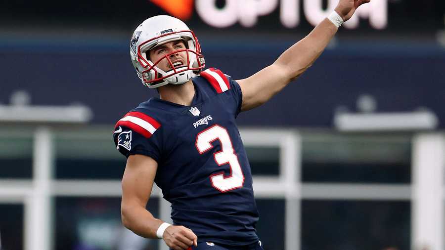 New England Patriots kicker Quinn Nordin warms up prior to an NFL preseason football game against the Washington Football Team at Gillette Stadium, Thursday, Aug. 12, 2021 in Foxborough, Mass. (AP Images for Panini)