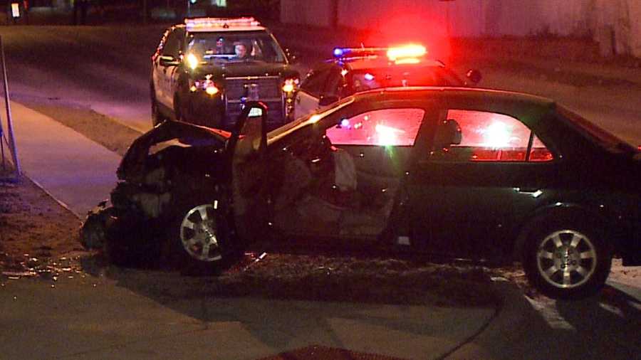 Woman suffers broken leg after crash near 42nd, R streets