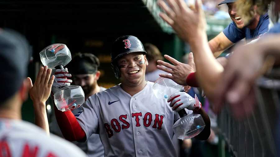 Red Sox hit season-high 6 HRs against Cubs for 6th straight win