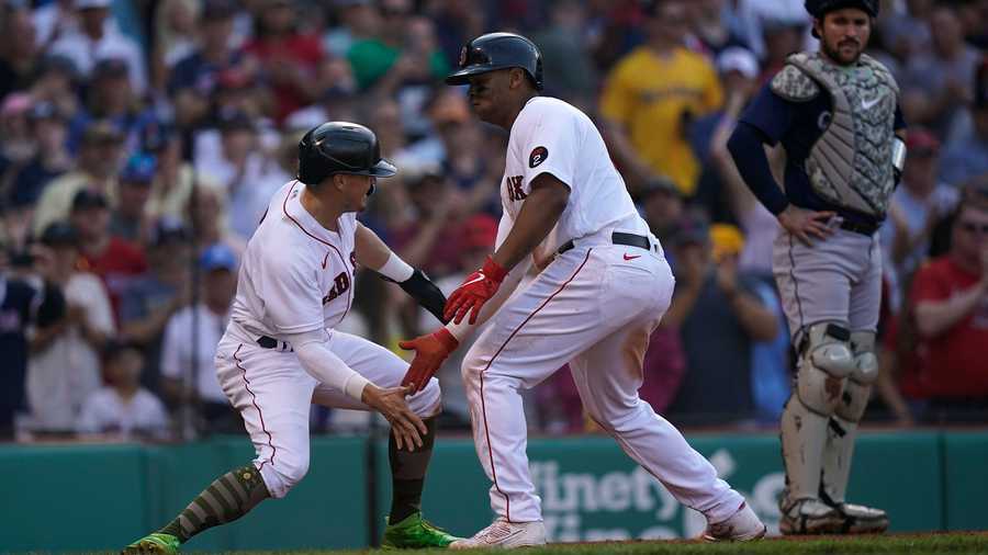 Cordero hits slam in 10th, surging Red Sox sweep Mariners - The San Diego  Union-Tribune