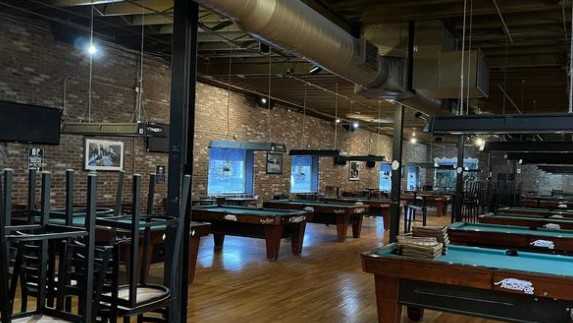 New pool hall with 30 tables is taking over Diamond Pub in the Highlands - Vimarsana News