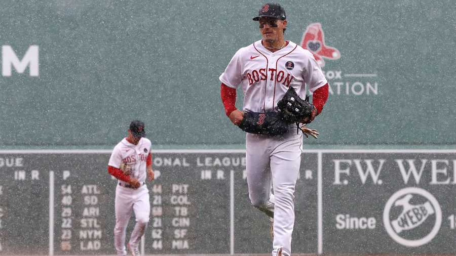 Angels' Shohei Ohtani speaks on Fenway Park conditions