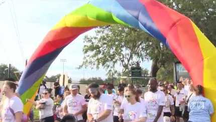 Orlando CommUNITY Rainbow Run honors Pulse victims