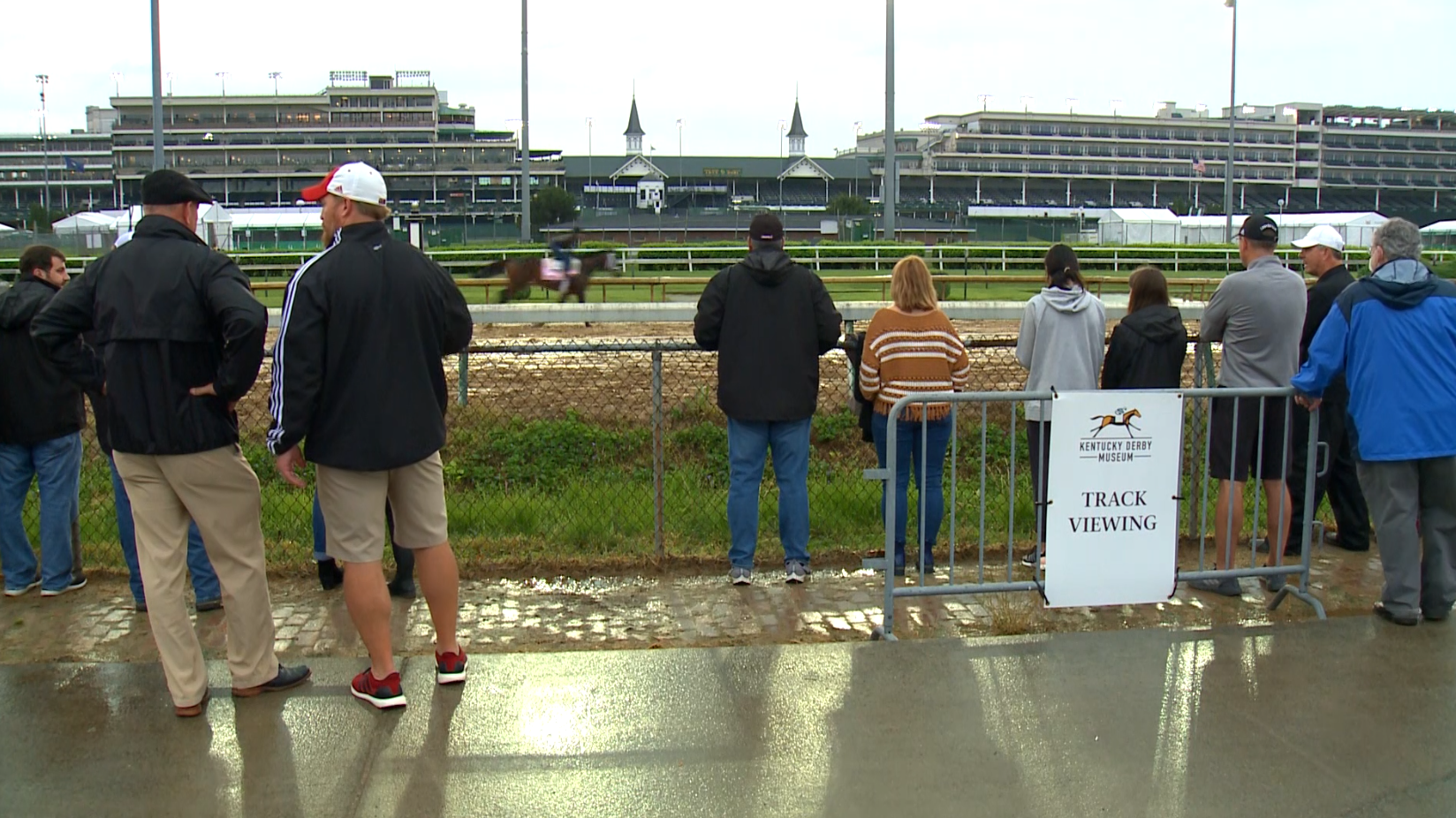 Fans brave rainy Thurby to watch horses train for the big day - Vimarsana News