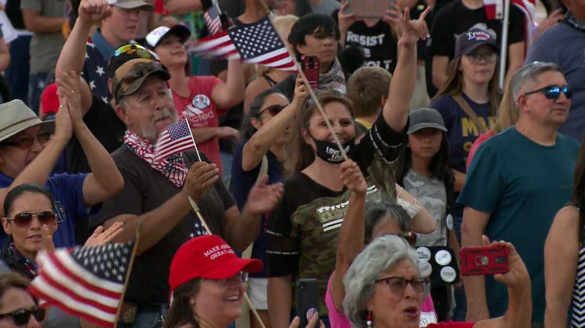 Hundreds gather in Civic Plaza for protest against governor's public ...