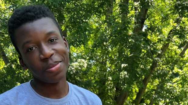 No words exchanged before homeowner shot teen, police statements say - Vimarsana News
