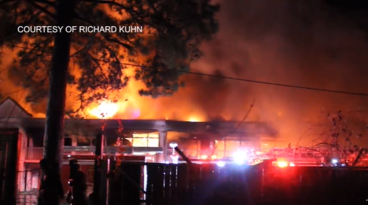 Metro fire departments battle massive hotel fire - WAPT Jackson