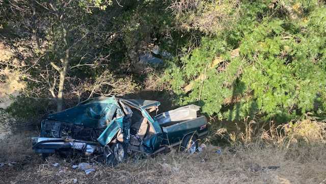 Driver pulled from Rancho Cordova crash after passerby hears call for help