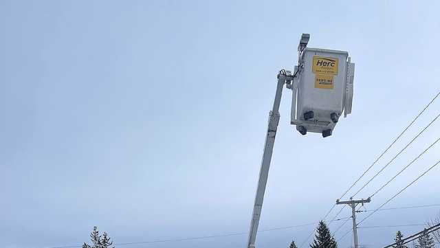 Worker dead after falling out of bucket lift in Rangeley - Vimarsana News