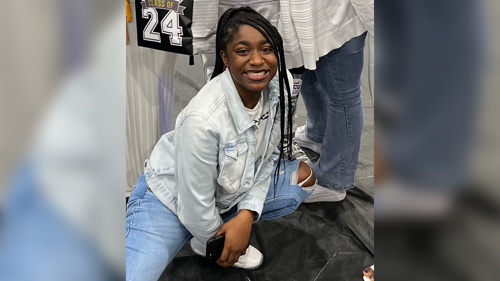 Savannah: Police searching for 15-year-old girl who disappeared - Vimarsana News